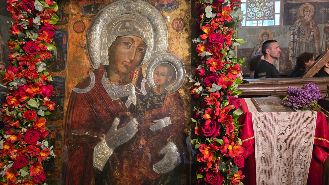 Mănăst. Rojen cinstește icoana făcătoare...