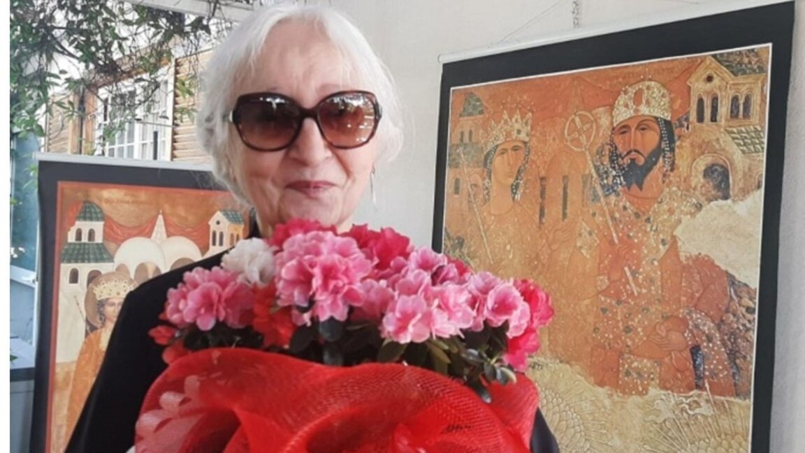 Дора Николова Битау