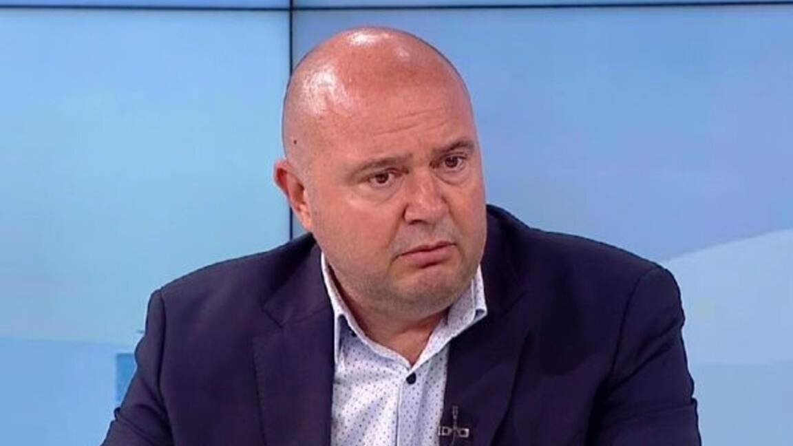 Дефицит на горива у нас заради войната срещу Иран няма да има, ще има поскъпване