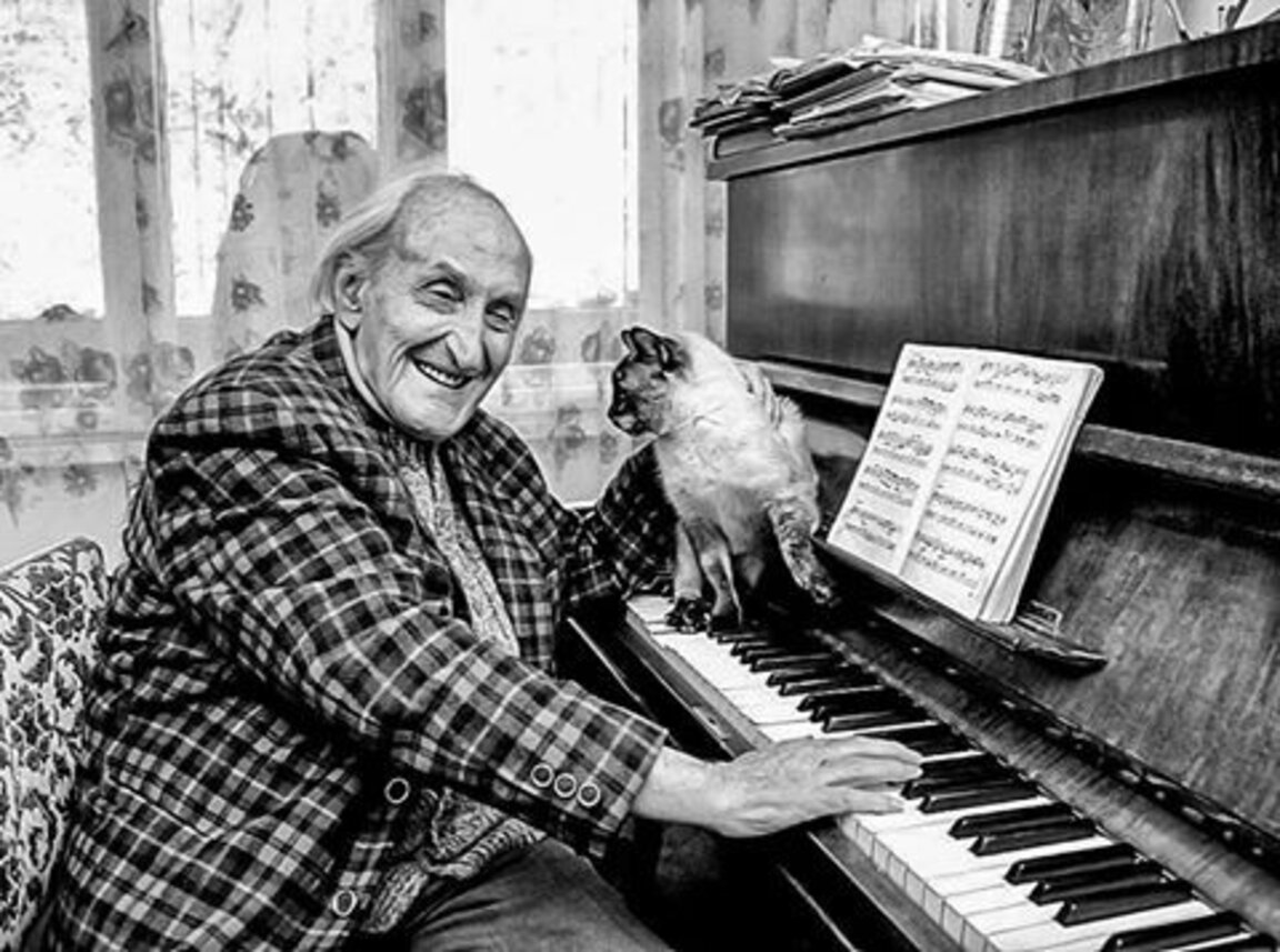 Проф. Асен Диамандиев (1915-2009)