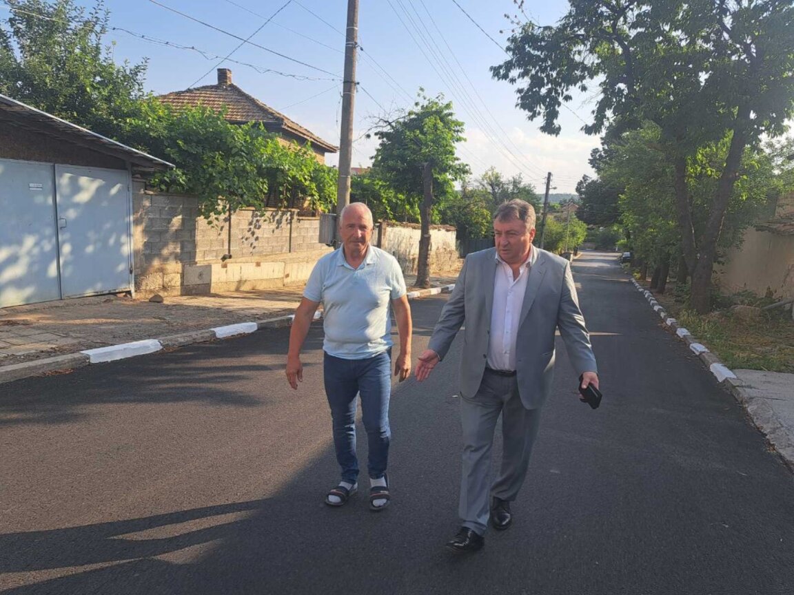 Нов асфалт за селските улици