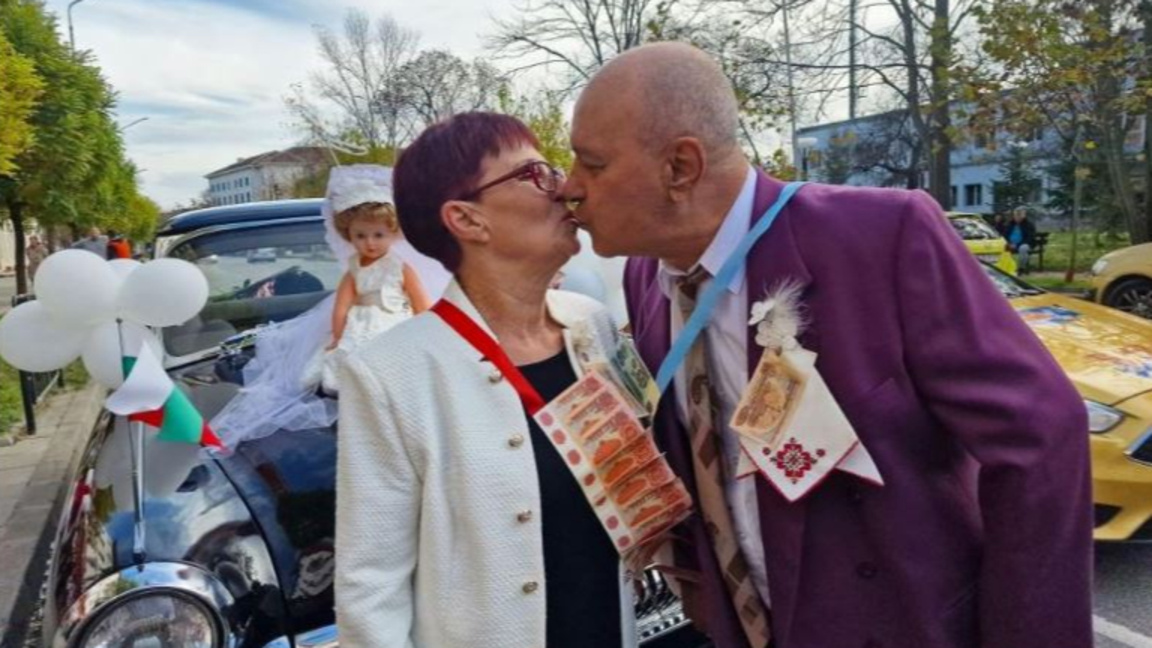 Fifty-five couples celebrate 50 years of marriage by renewing their vows