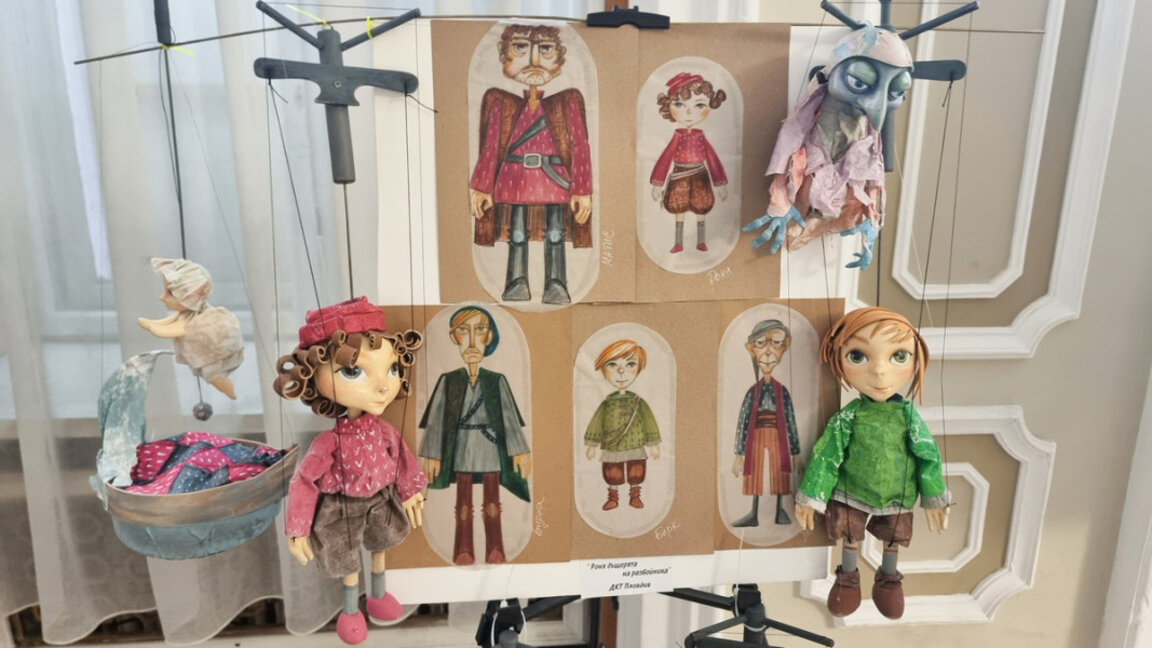 Фестивалът "Шарено петле" - куклен свят, отворен за деца и възрастни