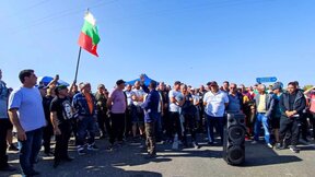 Протестиращите на АМ "Тракия" категорични: Оставаме безсрочно до изпълнение на исканията ни