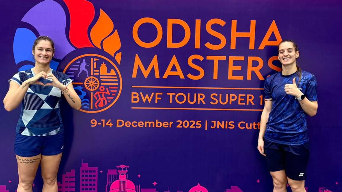 Stoevi sisters become champions of a badminton tournament in India