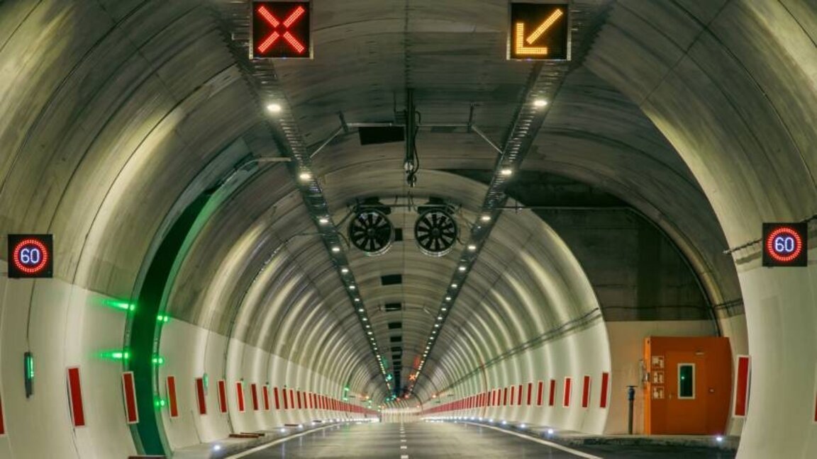 Zheleznitsa tunnel