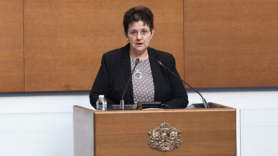 Людмила Петкова