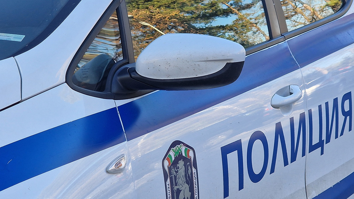 Шест жертви на катастрофи през последното денонощие полиция полицейска кола