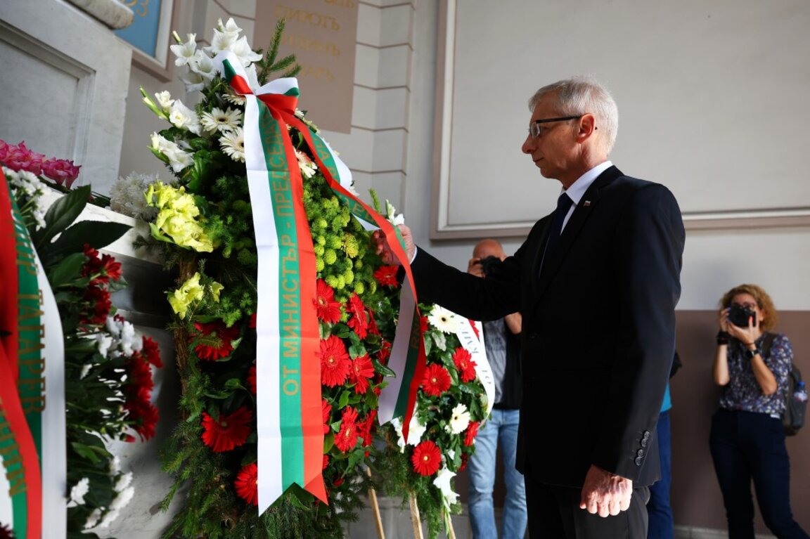 Νικολάι Ντένκοφ: Οι μεγαλύτερες νίκες επιτυγχάνονται με ειρηνικό τρόπο