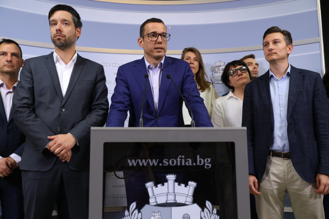 Снимки: БТА