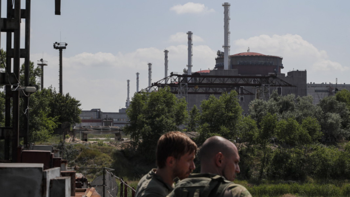 Общ изглед на Запорожката атомна електроцентрала в Енергодар, архив.