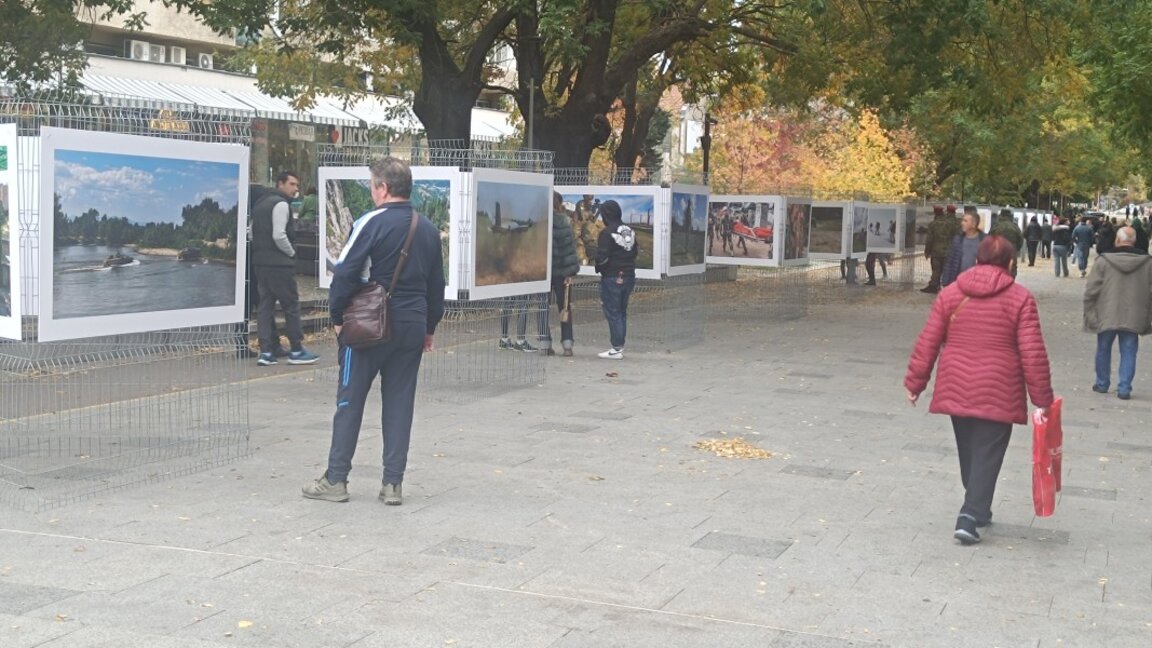 Фотоизложба за празника на сухопътните войски в Стара Загора
