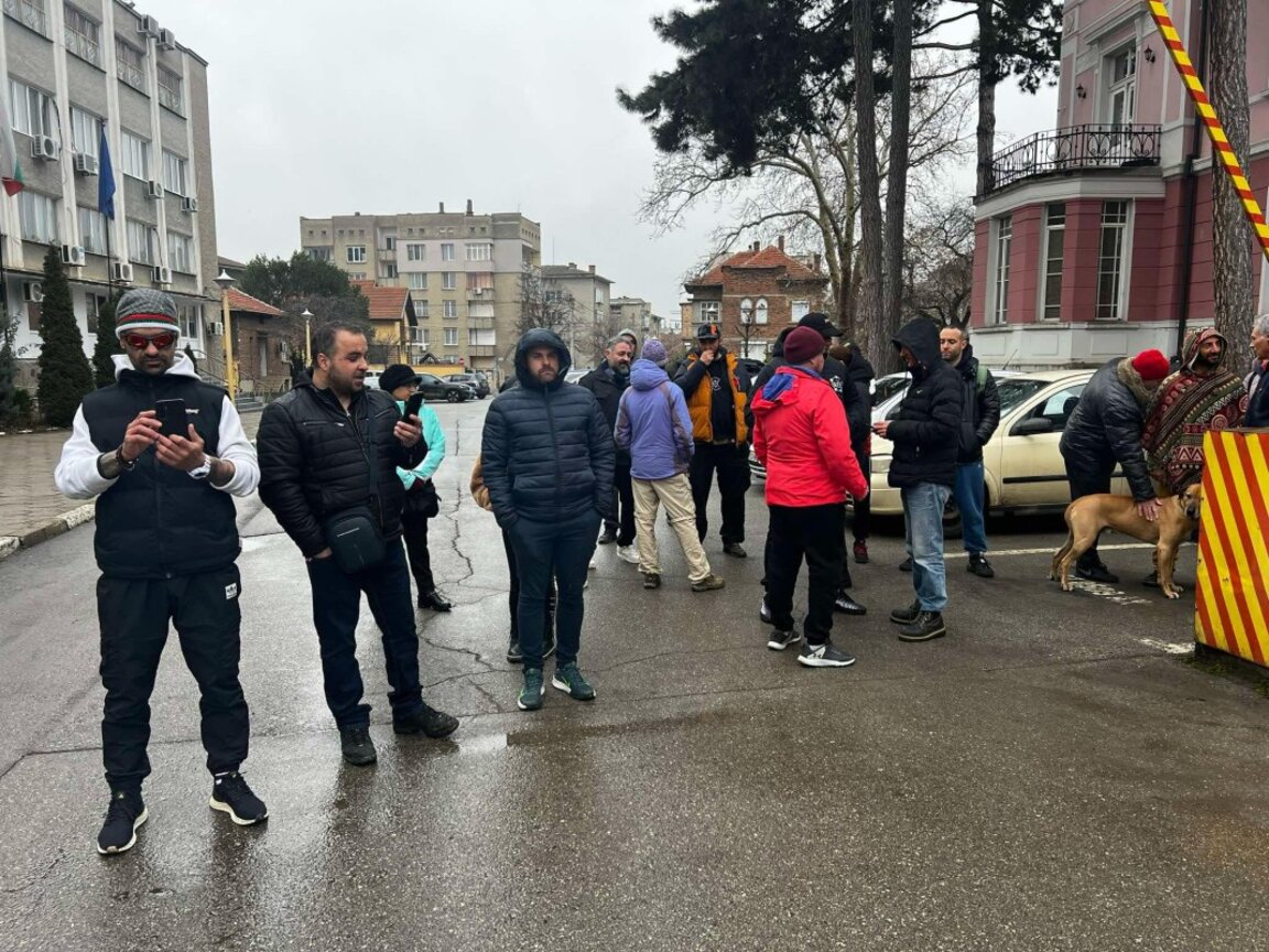 Протест в Казанлък след смъртта на 47-годишен мъж