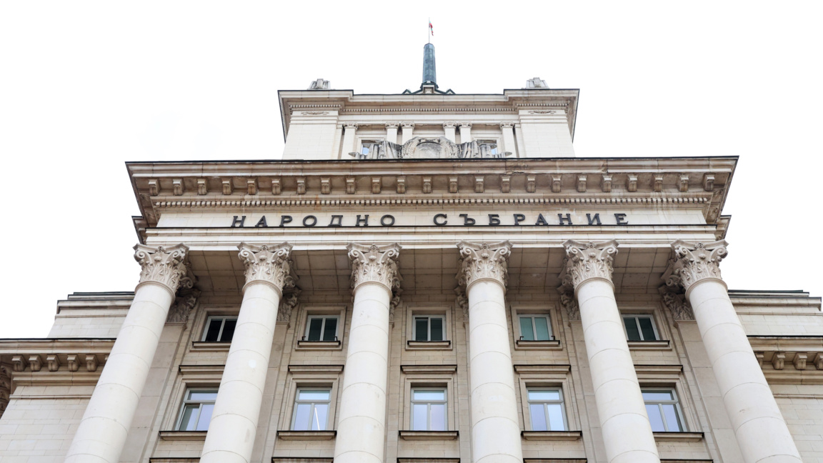 НС обсъжда дали да задължи правителството да иска спиране на търговията с емисии