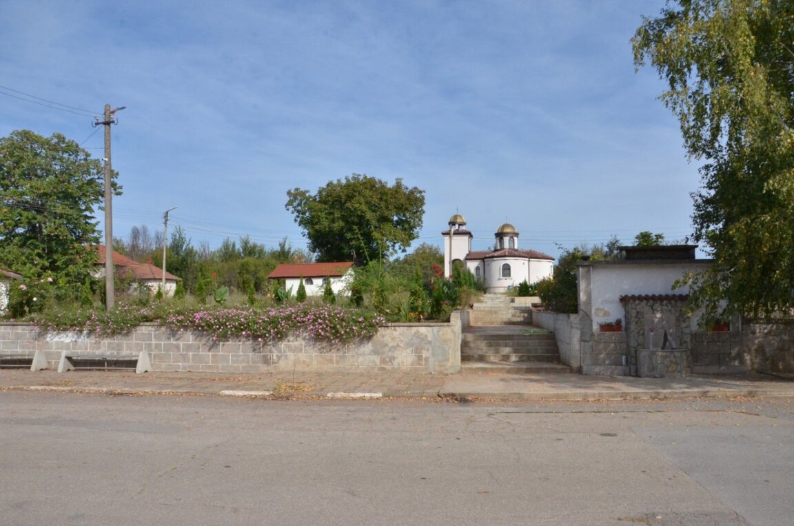 Село Долна Рикса очаква ремонт на разрушения мост