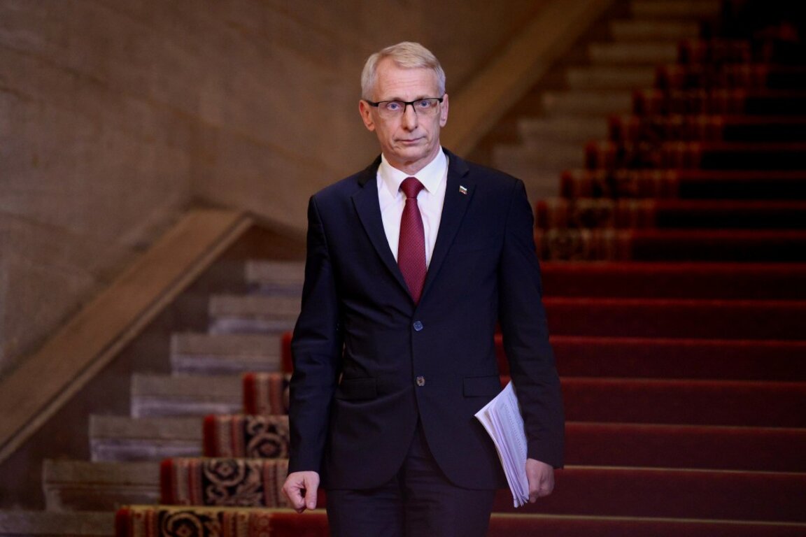 Premierul Nikolay Denkov