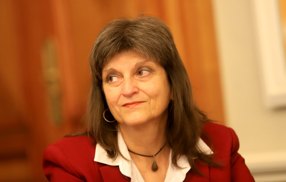 Kadrinka Kadrinova asumió oficialmente el cargo de miembro del regulador de los medios