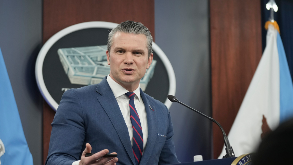 Министърът на отбраната на САЩ Пийт Хегсет.