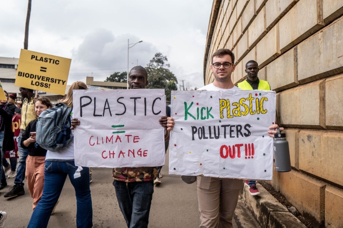 Aidan Charron, director al Inițiativelor pentru eliminarea plasticului