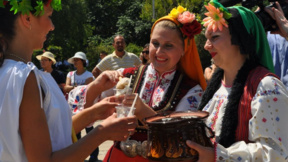 Razgrad, capital mundial del folclore durante la Feria del Yogur