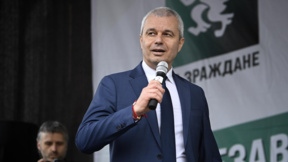 К. Костадинов е рекордьор по изминати километри със служебен автомобил на НС