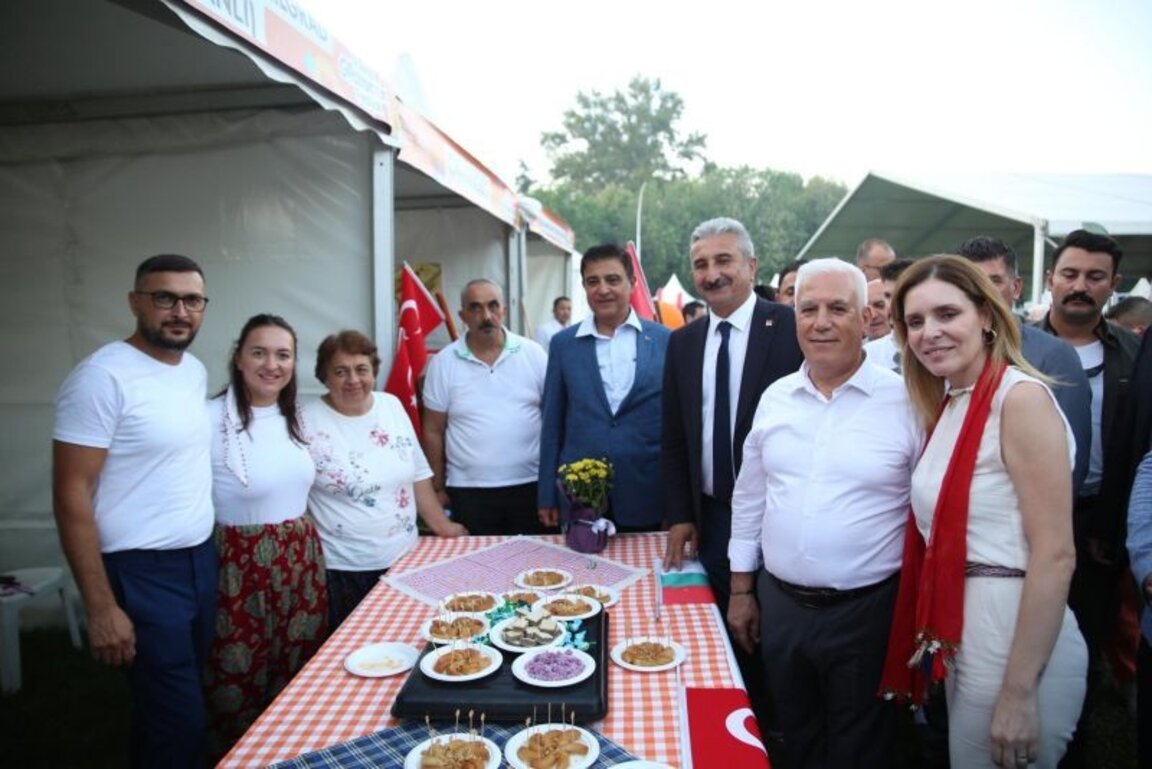 Momçilgrad, 3. Bursa Uluslararası Gastronomi Festivali’nde Rodop mutfağını tanıttı