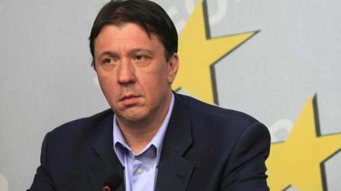 Няма да е лесно на сегашната тройна коалиция