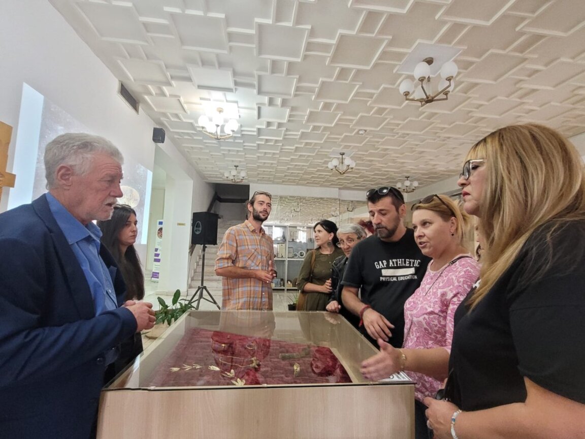 Показват тракийското златно съкровище от Тополовградско за пръв път