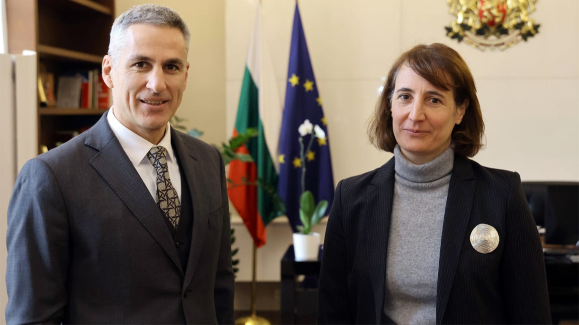 Entretien du premier ministre avec l’ambassadrice de France