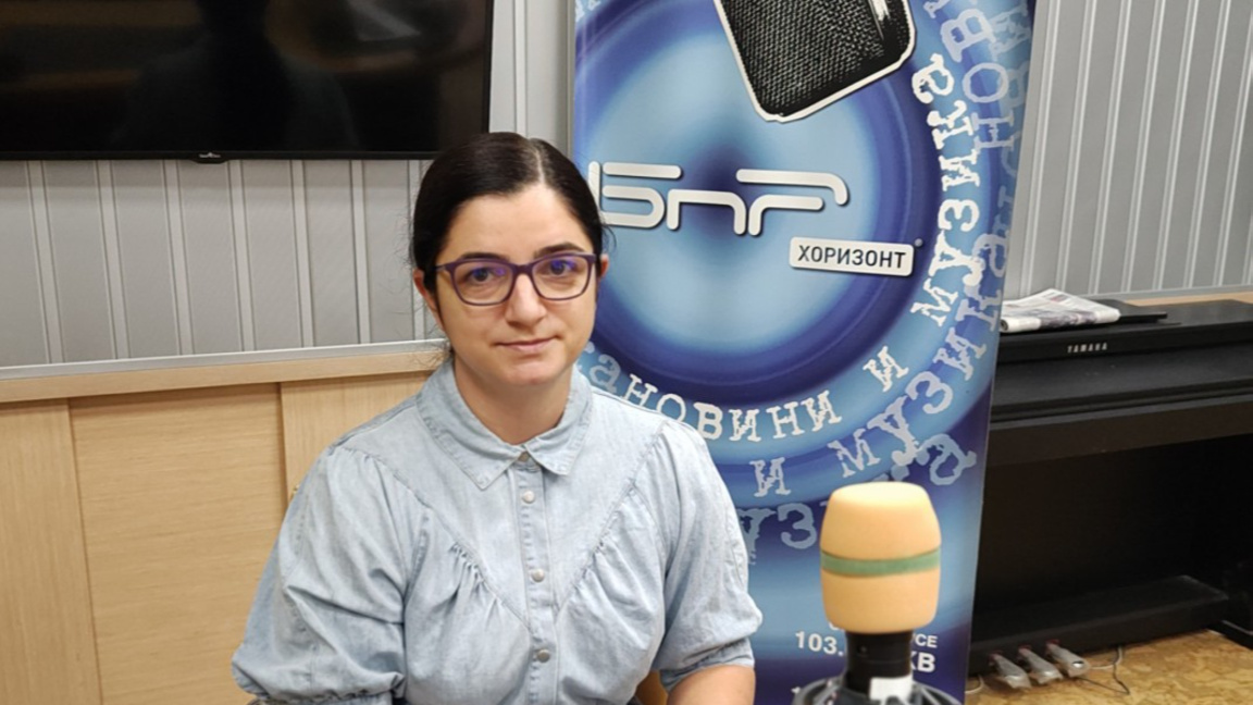 Десислава Микова