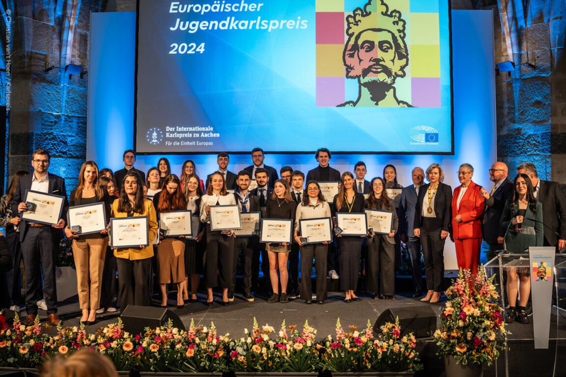 Младежки примери за сътрудничество и единство в Европа