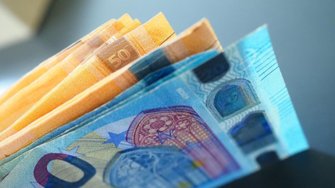 Вдигат бюджетните заплати с 5%