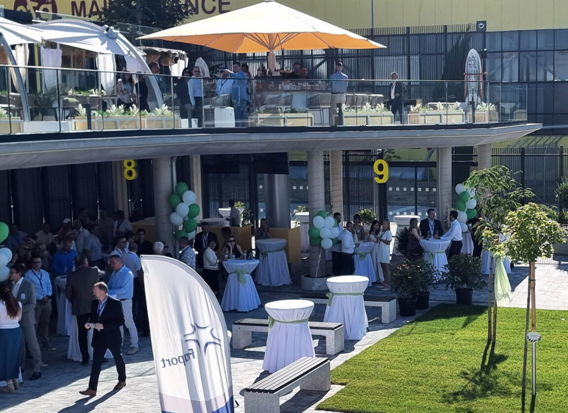 Varna Airport expands with open-air gate area