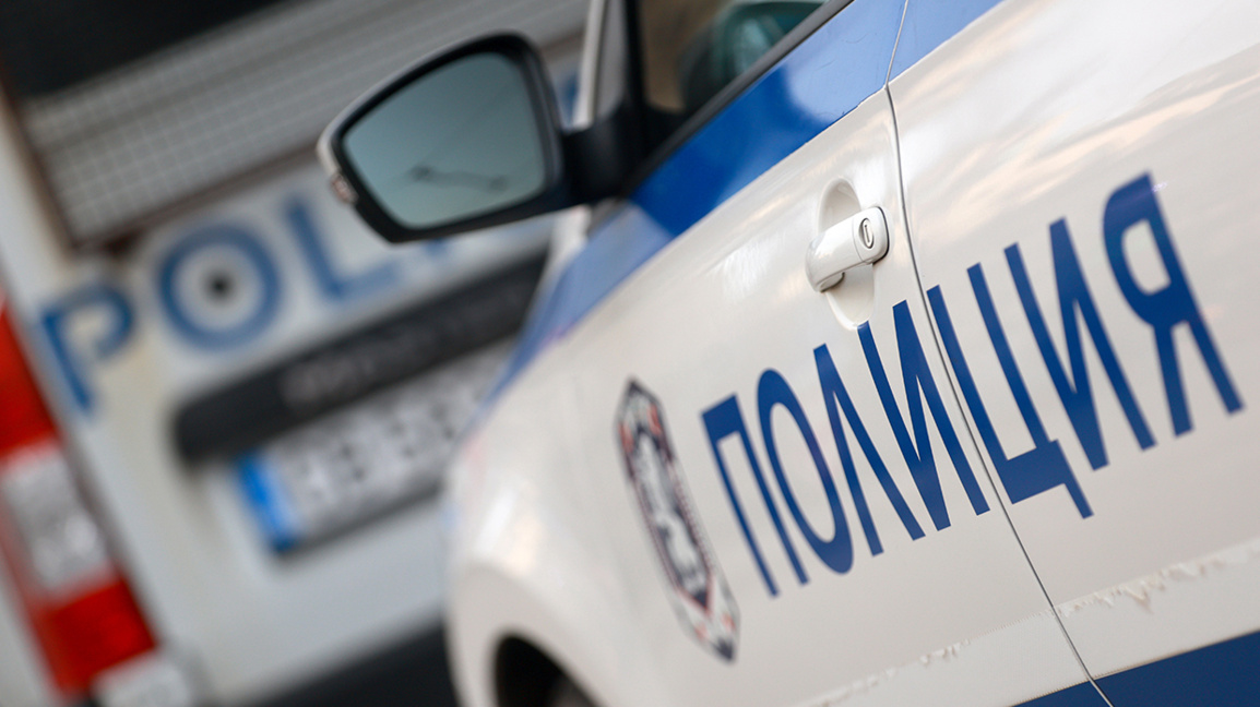 полиция полицейски автомобил тел. 112