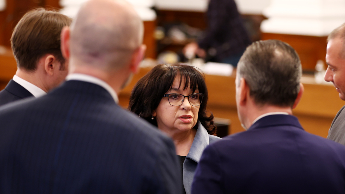 8 декември 2025 г. В сградата на МС се проведе заседание на Националния съвет за тристранно сътрудничество (НСТС). На снимката: министърът на финансите Теменужка Петкова.