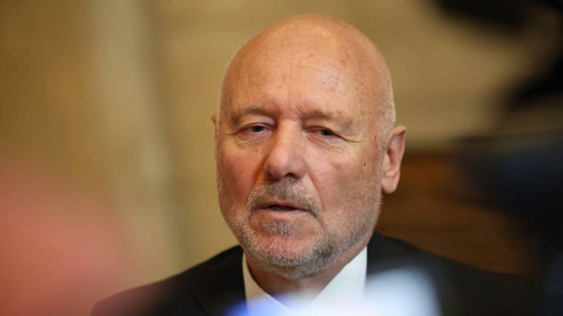 Le ministre de la Défense n'exclut pas une confrontation entre la Russie et l'OTAN en mer Noire...