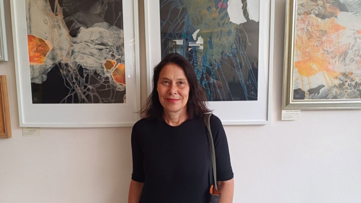 Весела Цветкова с изложба "Безкрайният път" в Радио Пловдив