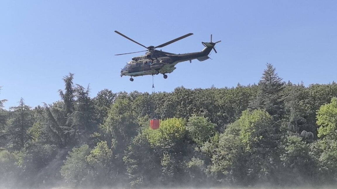 Republica Cehă trimite 2 elicoptere pentru a ajuta Bulgaria să combată incendiile de vegetație