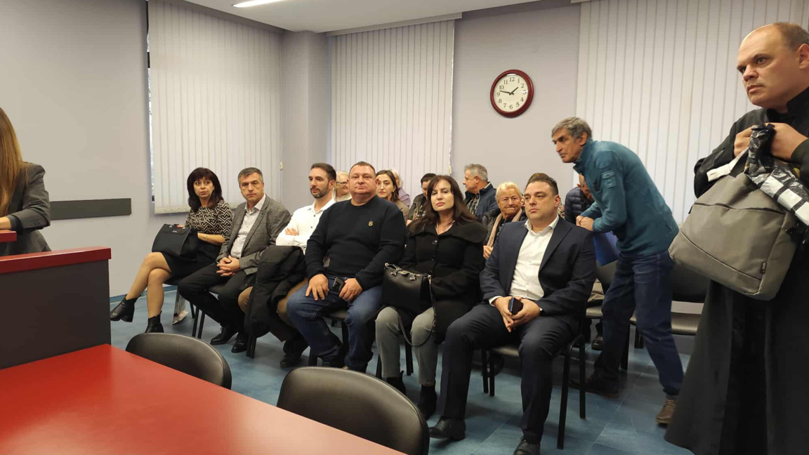 Стартира дело за законноста на цеха за преработка на гуми в Перущица