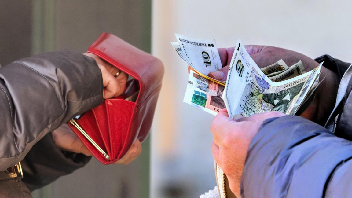 Los búlgaros ya pagan sólo en euros: en qué hemos gastado nuestras últimas levas