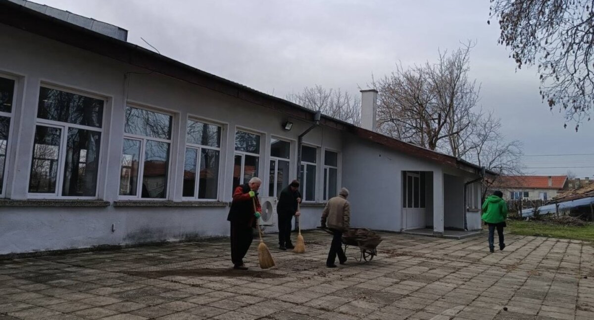 Искания: Кабинетът да спре цените
