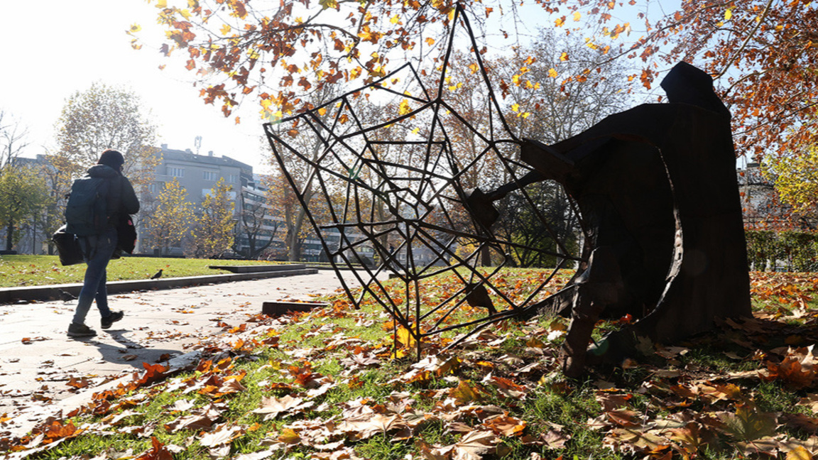 Остава топло за сезона, с температура в София около 9°