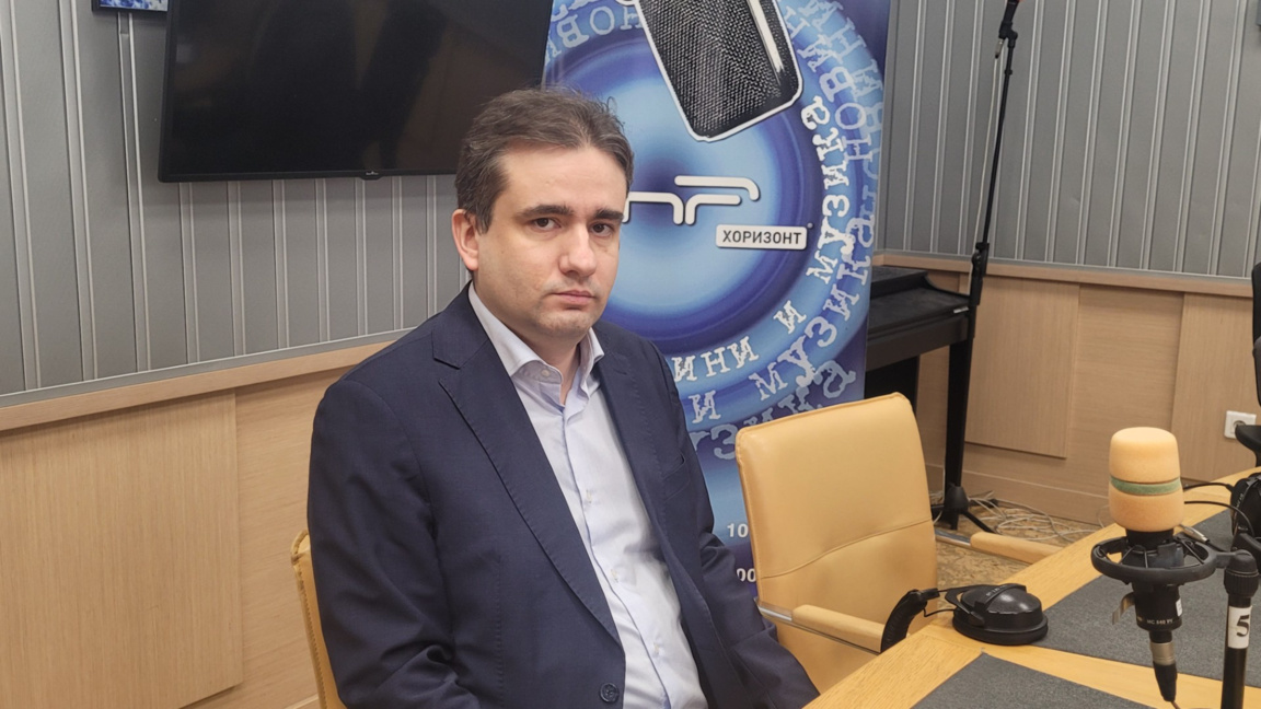 Божидар Божанов