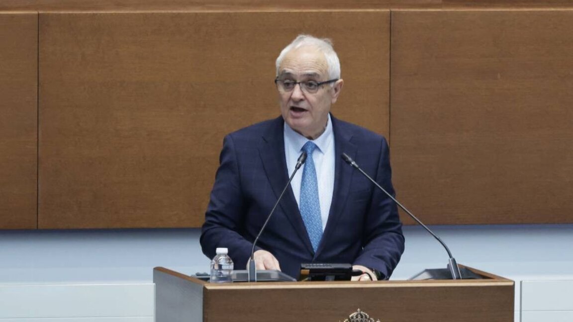 Министърът на отбраната: Няма пряка военна заплаха за страната