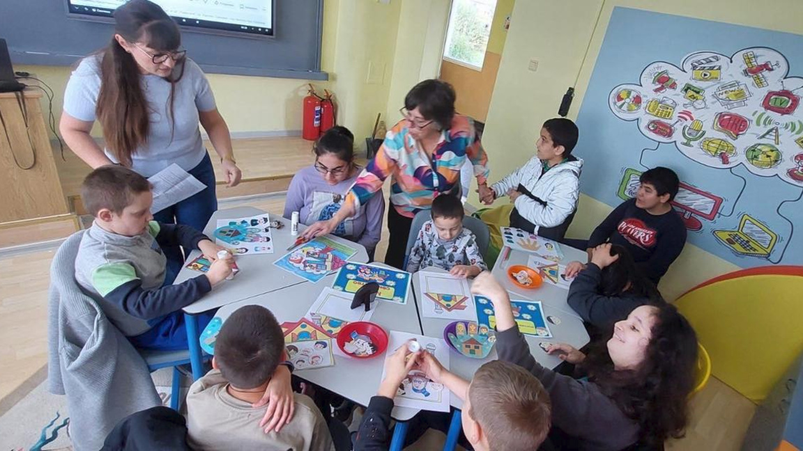 Образователен център грейва празнично