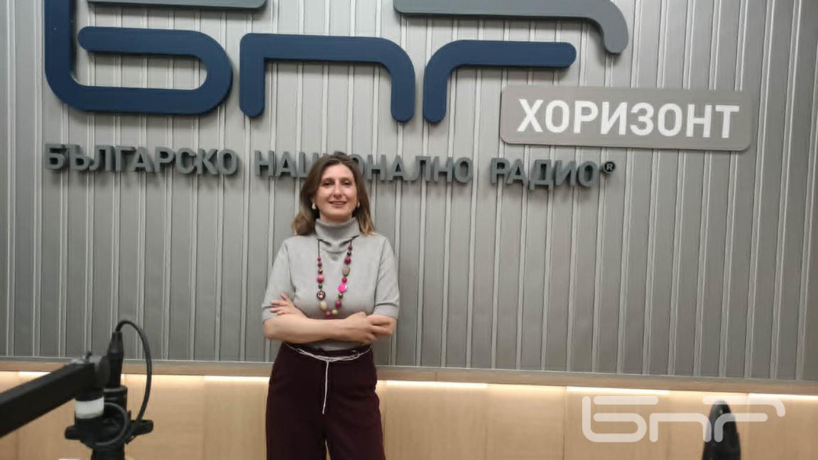 Силвия Методиева, диригент етно хор "Зефира"