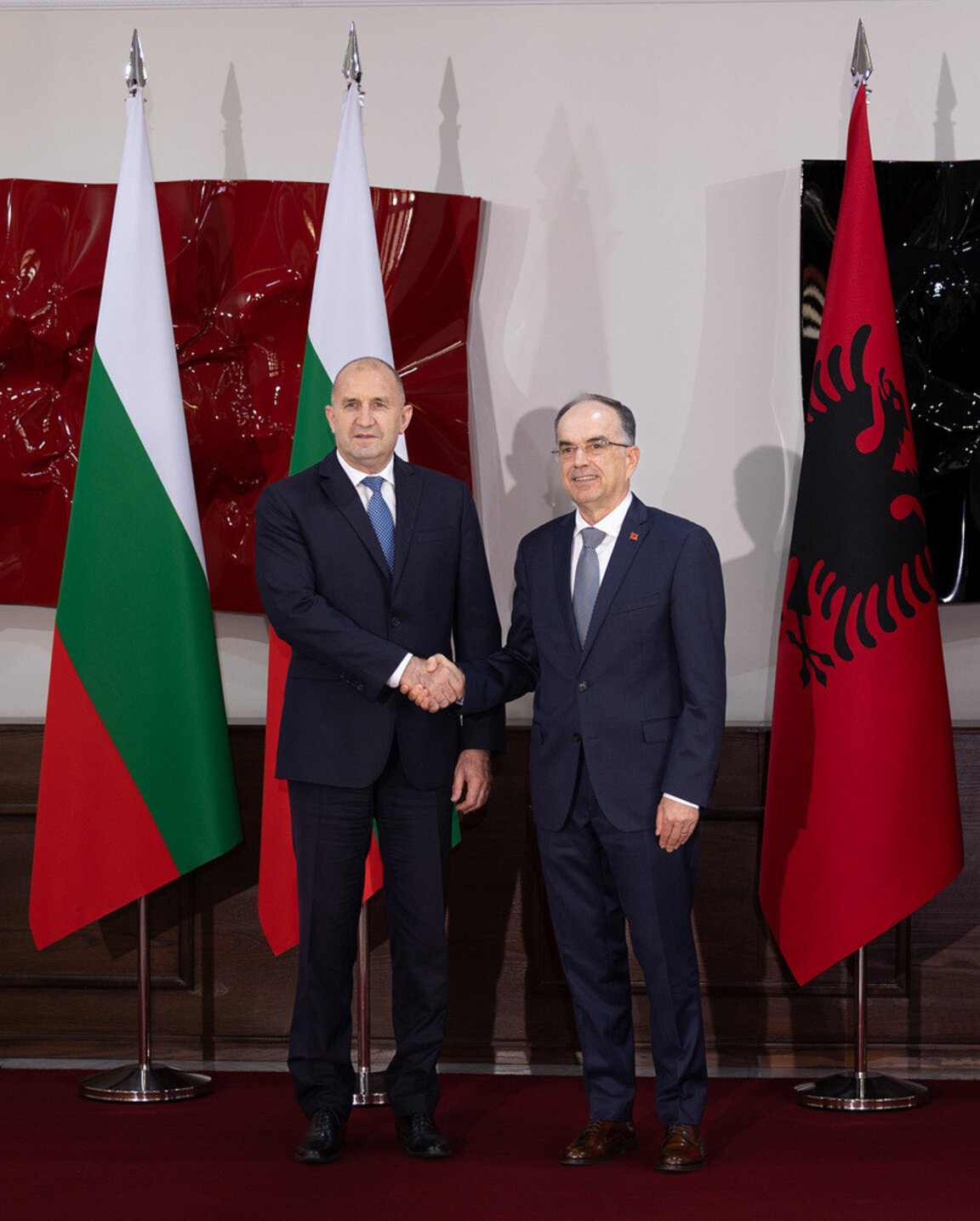 Президентите на България Румен Радев (вдясно) и на Албания Байрам Бегай