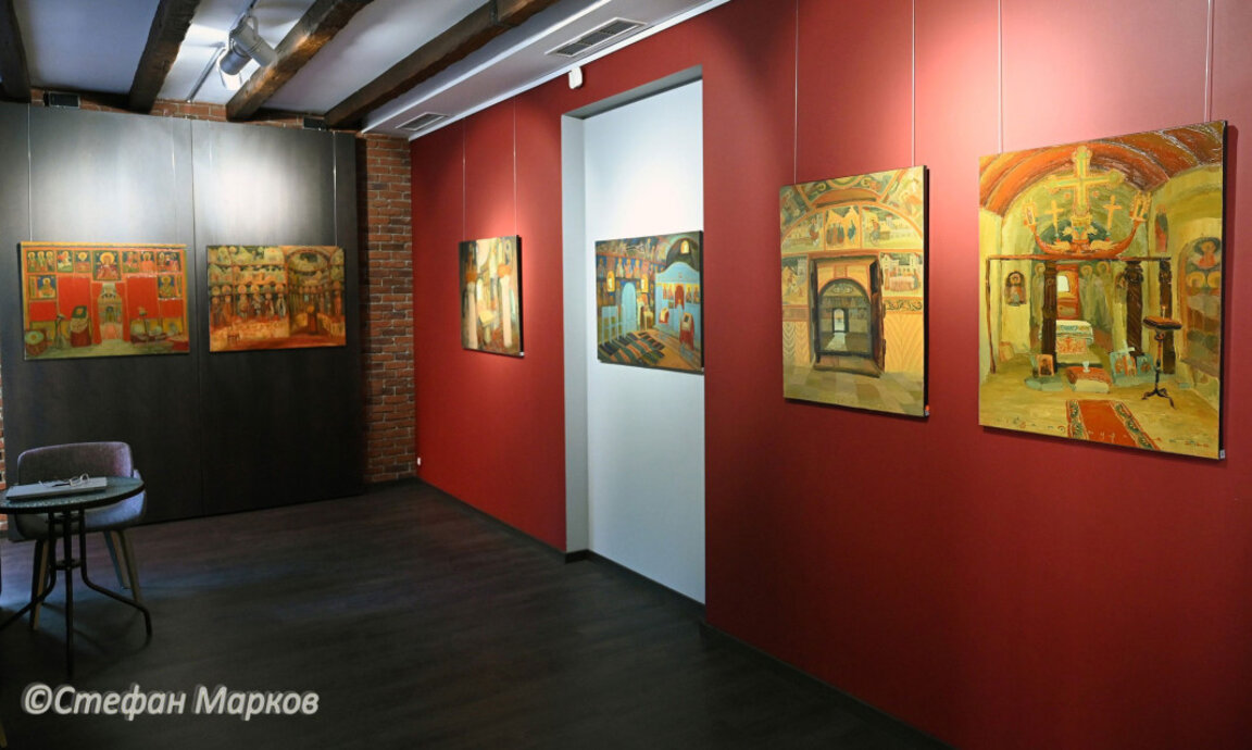 "Остатъци от вяра" в изложбата на Севда Потурлян