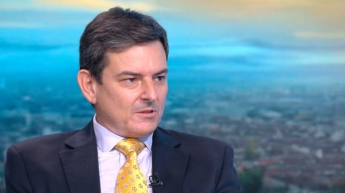 Доц. Наум Кайчев