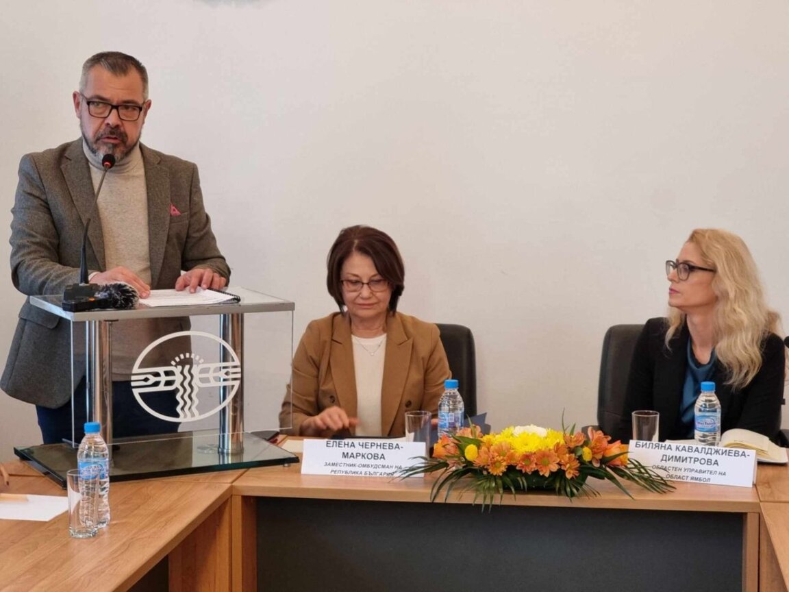 Протестни подписки срещу токовите удари в Ямболско бяха връчени на зам.-омбудсмана